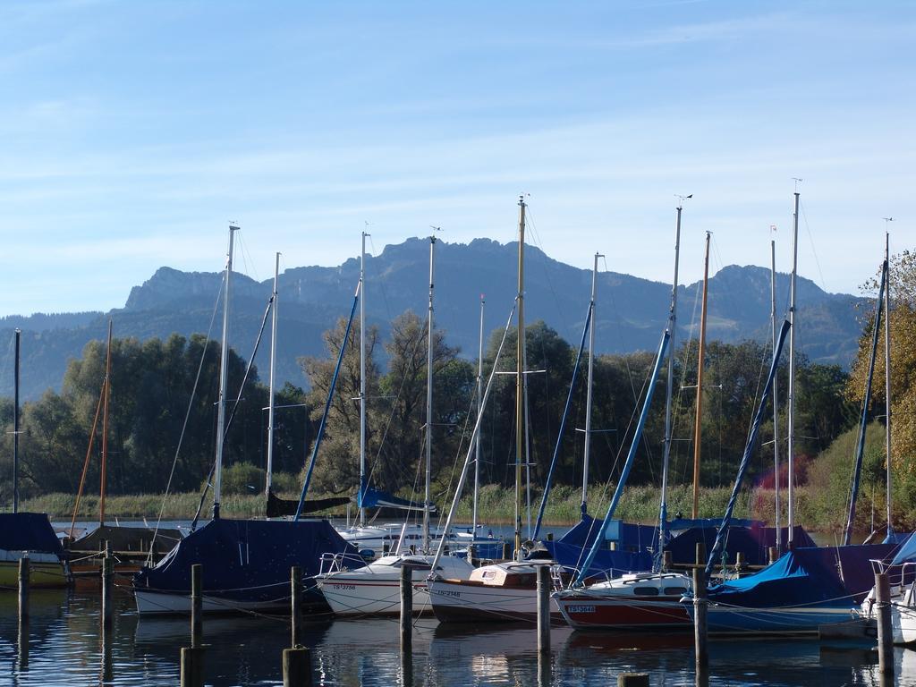 Zum Fischer Am See ***S Hotel Prien am Chiemsee Exterior photo