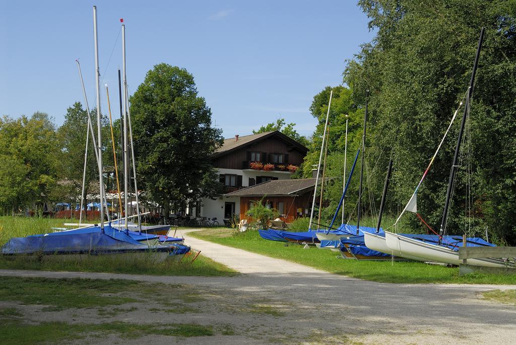 Zum Fischer Am See ***S Hotel Prien am Chiemsee Exterior photo