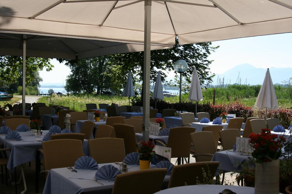 Zum Fischer Am See ***S Hotel Prien am Chiemsee Exterior photo